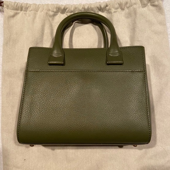 Authentic Chanel Neo Executive - Picture 7 of 12